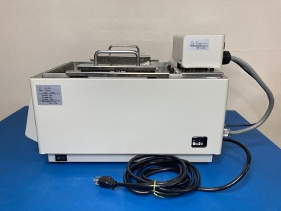 恒温振盪水槽 ユニサーモシェーカー 往復振とう 25mm NTS-4000BL 写真3