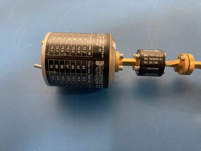 ミリ波ノイズ源+RFフィルタ/AMPチェーン一式 ONS-15FF13-11, FFF-15-01, PWE-1590-A1, ALN-60206515-01 写真2