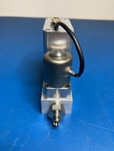 シングルバルブ 精密ガス制御ユニット MIC-105F 写真2