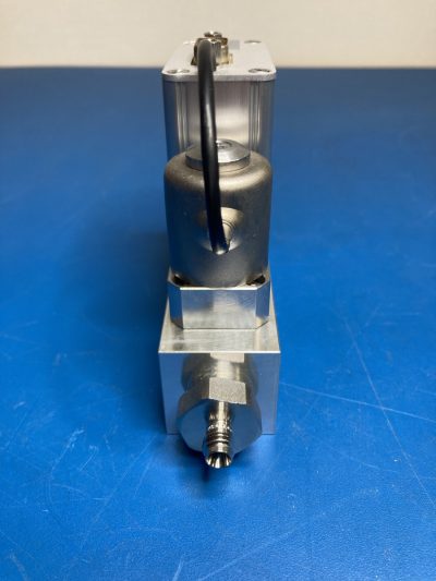 シングルバルブ 精密ガス制御ユニット MIC-107F 写真2