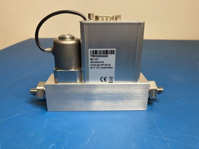 シングルバルブ 精密ガス制御ユニット MIC-107F 写真4