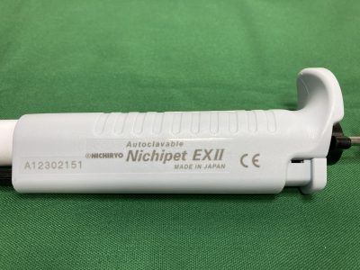 オートクレーバブルマイクロピペット 1チャンネル Ⅱ Nichipet EX Ⅱ 0.1-2uL 写真2