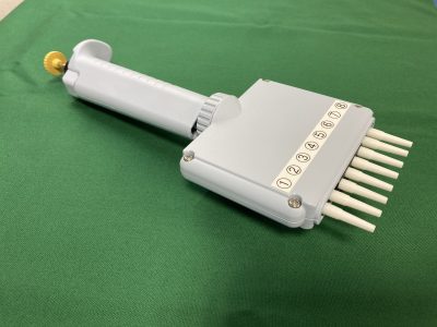 マルチチャンネルデジタルマイクロピペット Nichipet 7000 5-50uL 8連 写真5