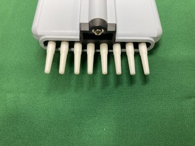マルチチャンネルデジタルマイクロピペット Nichipet 7000 5-50uL 8連 写真7