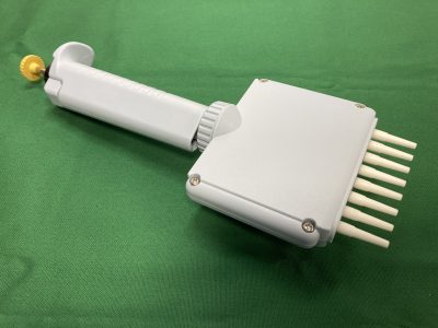 マルチチャンネルデジタルマイクロピペット Nichipet 7000 5-50uL 8連 写真5