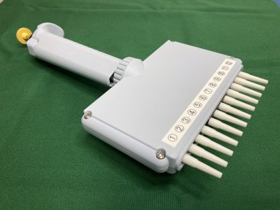 マルチチャンネルデジタルマイクロピペット Nichipet 7000 5-50uL 12連 写真5