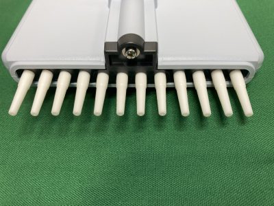マルチチャンネルデジタルマイクロピペット Nichipet 7000 5-50uL 12連 写真7