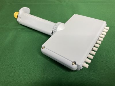 マルチチャンネルデジタルマイクロピペット Nichipet 7000 40-200uL 12連 写真5
