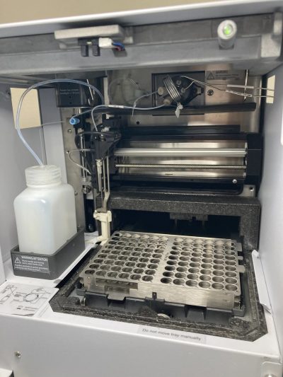 UHPLC Elute オートサンプラー +純正ドレインベースセット ★初期動作保証14日間★ BR840 写真3