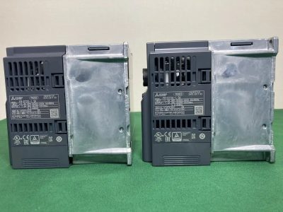 汎用インバータ ☆2台セット! 保守バックアップ用に！ FREQROL FRD7201.5K 写真3