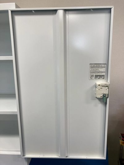 薬品保管庫（ダイヤル錠型） 美品！ N-230R-D・OW 写真4