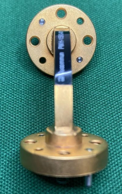 WR-15 V-Band 50-75GHz 90°導波管ベンド PWH-1590-A1 写真3