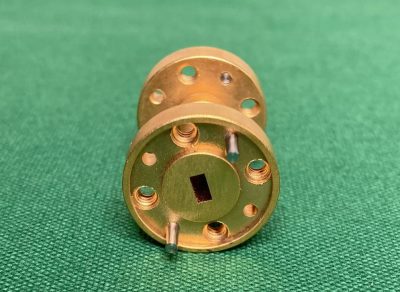 WR-15 V-Band 50-75GHz 90°導波管ツイスト PWT-1590-A1 写真3