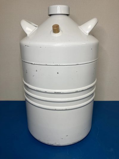液体窒素貯蔵・運搬容器 液体窒素デュワー瓶 DC-20 写真4