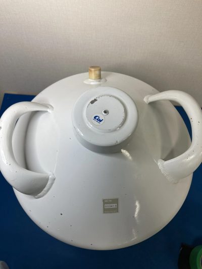 液体窒素貯蔵・運搬容器 液体窒素デュワー瓶 DC-20 写真6