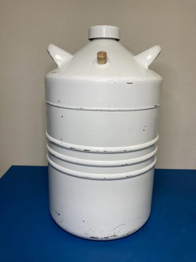 液体窒素貯蔵・運搬容器 液体窒素デュワー瓶 DC-20 写真4