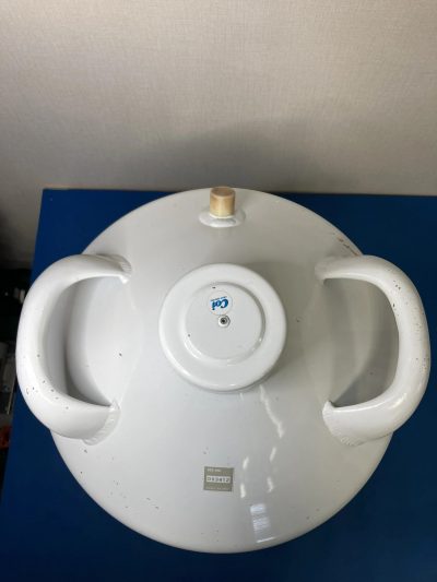 液体窒素貯蔵・運搬容器 液体窒素デュワー瓶 DC-20 写真6