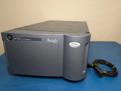 ACQUITY UPLC TUV Detector 紫外可視吸光検出器 LAMP異常あり 186015031 写真2