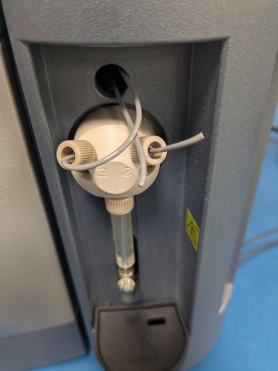 ACQUITY UPLC Sample Manager + ソルベントトレイ 186015006 写真6