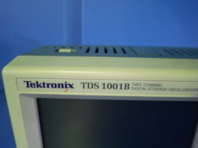 オシロスコープ TDS1001B 写真2
