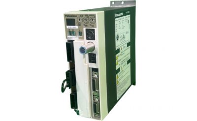 ACサーボドライバー パナソニック　Panasonic MQDB011AAD01