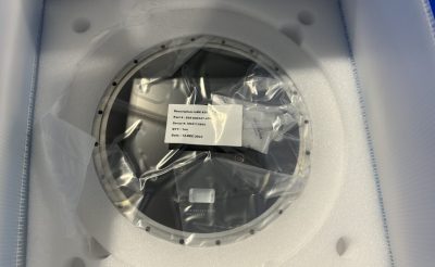 静電チャック 839-800327-438 写真1