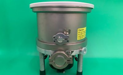 ターボ分子ポンプ TURBOVAC 1000C 写真1