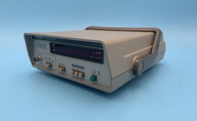 周波数カウンタ GFC-8010H 写真4