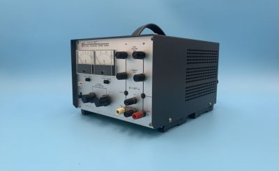 直流安定化電源 7025 写真5