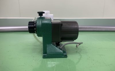 ダイヤフラムポンプ M-200 写真2