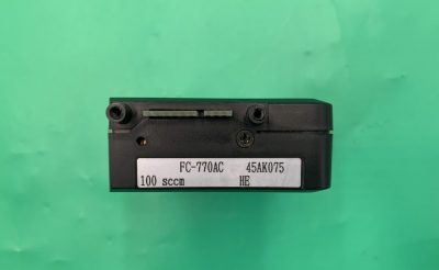 マスフローコントローラ FC-770AC 写真2