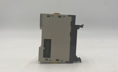 DC入力ユニット CJ1W-ID262 写真3