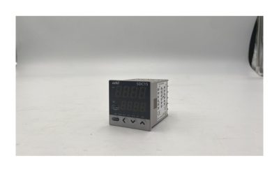 デジタル指示調整計 C15TV0TA0600 写真4