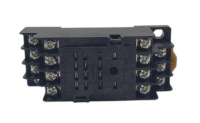 リレーソケット オムロン　Omron PYF14A