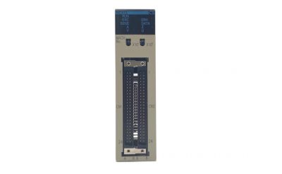位置制御ユニット オムロン　Omron CS1W-NC413
