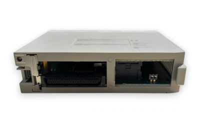 PLC プロセッサモジュー CS1W-DA08V 写真2