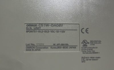 PLC プロセッサモジュー CS1W-DA08V 写真3