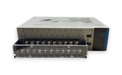 PLC プロセッサモジュー オムロン　Omron CS1W-AD081-V1