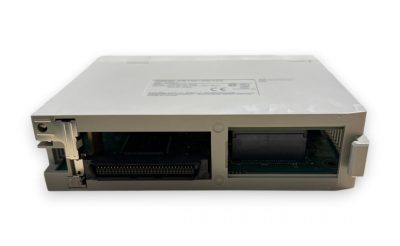 PLC モジュール CS1W-NC133 写真2