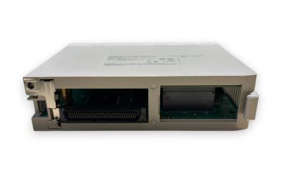 PLC モジュール CS1W-NC433 写真2