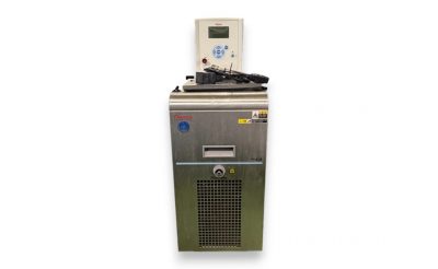 温水循環装置 Thermo Electron A25