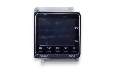 温度コントローラー オムロン　Omron E5CC-CX0DSM-000