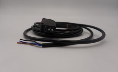 コンパクト光電センサ E3Z-R61 写真2