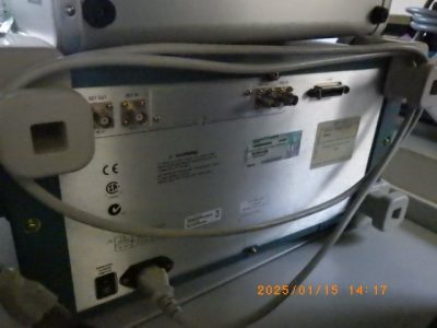 スぺクトラムアナライザー RSA3303A 写真3