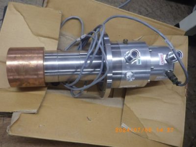 極低温冷凍機 77K GM冷凍機 CH-110 写真2