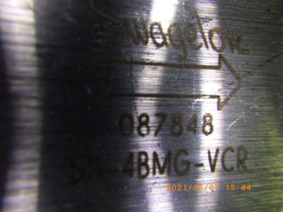 Vacuum Valve SS-4BMG-VCR photo 2