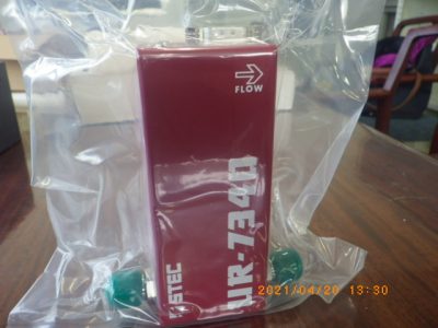 デジタルオートプレッシャレギュレータ UR-7340MOP 写真1
