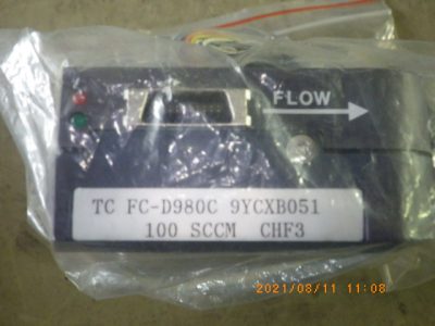 マスフローコントローラー（MFC） FC-D980C 写真2