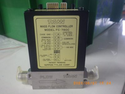 マスフローコントローラー（MFC） FC-780C 写真2