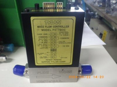 マスフローコントローラー（MFC） FC-780C 写真2